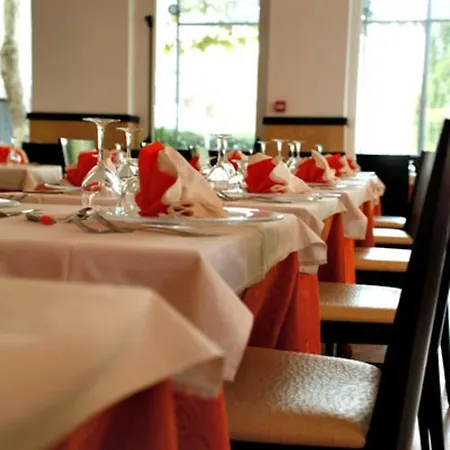 Hotel Marebello Hotell 3*