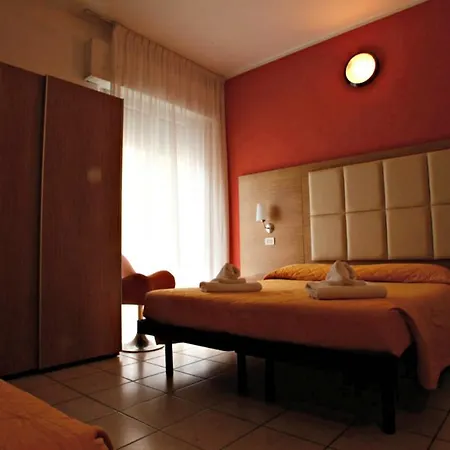 Hotell Hotel Marebello 3*