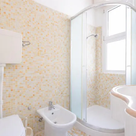 Hotel Marebello Hotell 3*